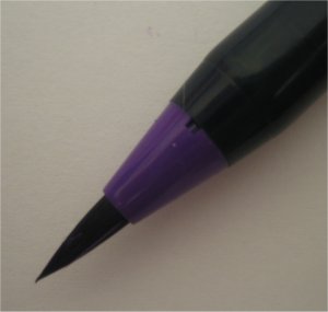 Pinceau-encré violet