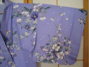 Kimono Fleurs (parme, haut. 142cm)