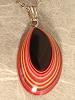 Pendentif laqu� (1)
